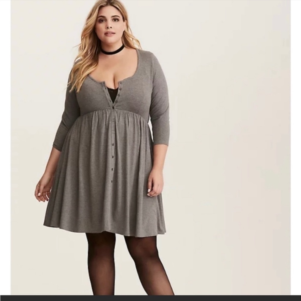 NWT Torrid Grey Jersey Knit Button Front Shirt
Dress
